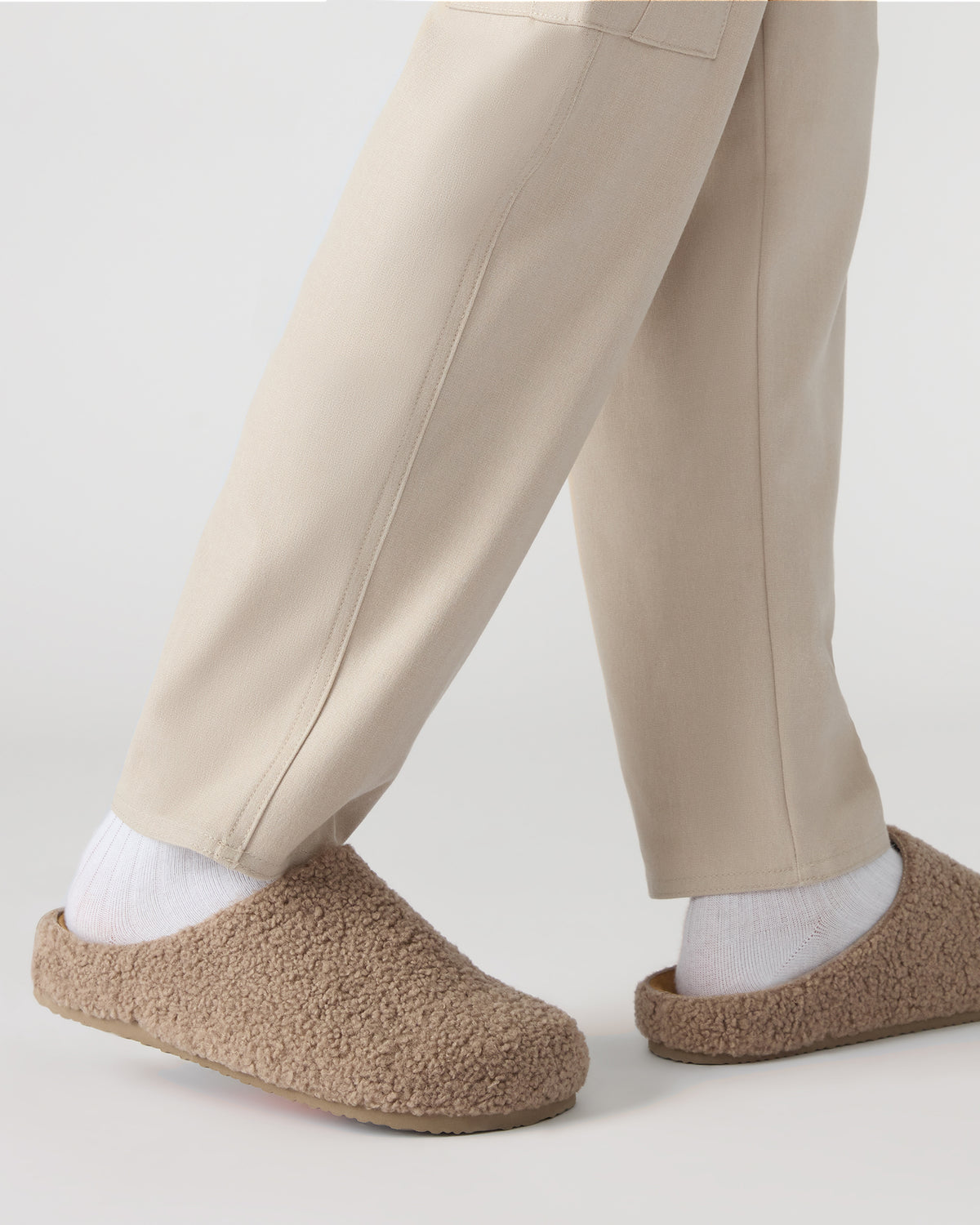 WENDELIN Taupe Faux Shearling Footbed Slip-On Men's Casual Clog | Steve Madden
