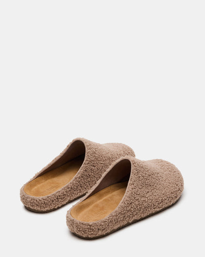 WENDELIN Taupe Faux Shearling Footbed Slip-On Men's Casual Clog | Steve Madden