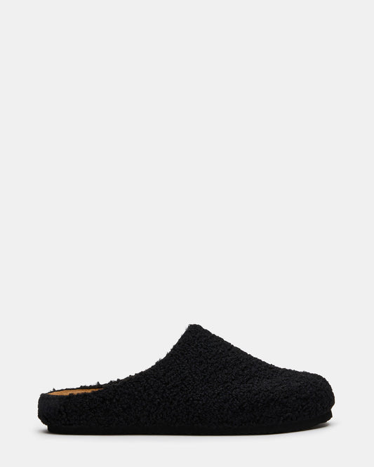 WENDELIN Black Faux Shearling Footbed Slip-On Men's Casual Clog | Steve Madden