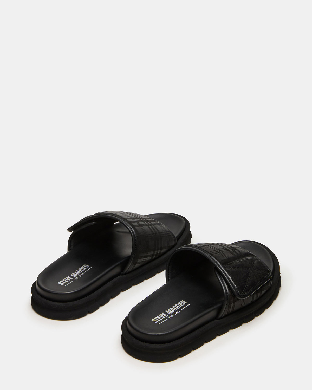 REESE Black Slide Footbed Rounded-Toe Men's Sandal | Steve Madden