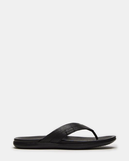 EMMETT Black Leather Men's Thong Sandal | Steve Madden