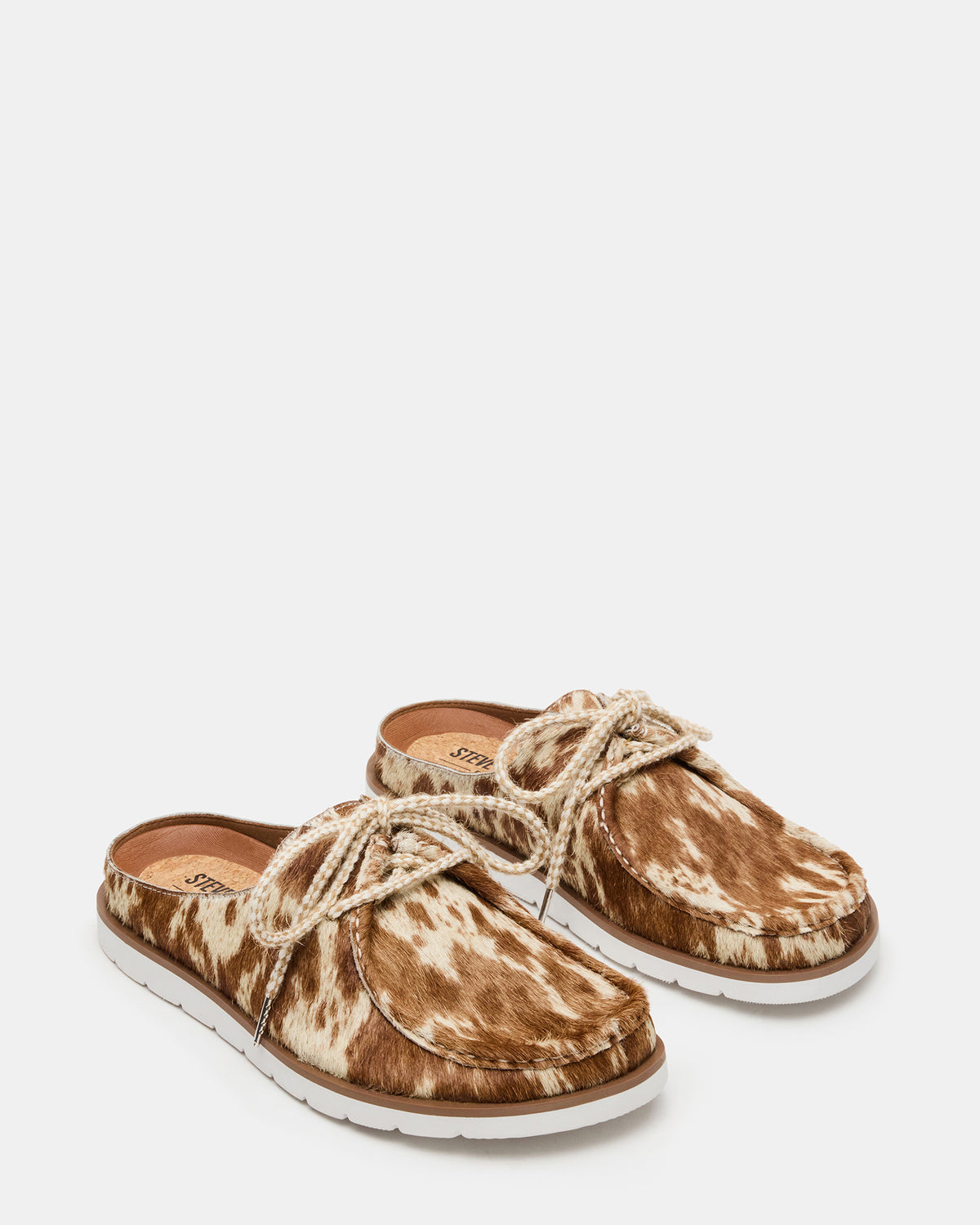 SAILOR Brown White Slip-On Laces Footbed Men's Casual Shoe | Steve Madden