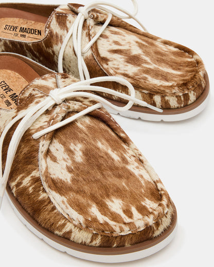 SAILOR Brown White Slip-On Laces Footbed Men's Casual Shoe | Steve Madden