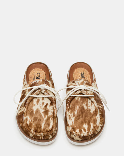 SAILOR Brown White Slip-On Laces Footbed Men's Casual Shoe | Steve Madden