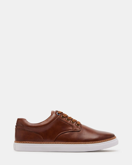 GUSS Tan Low-Top Men's Casual Shoe | Steve Madden