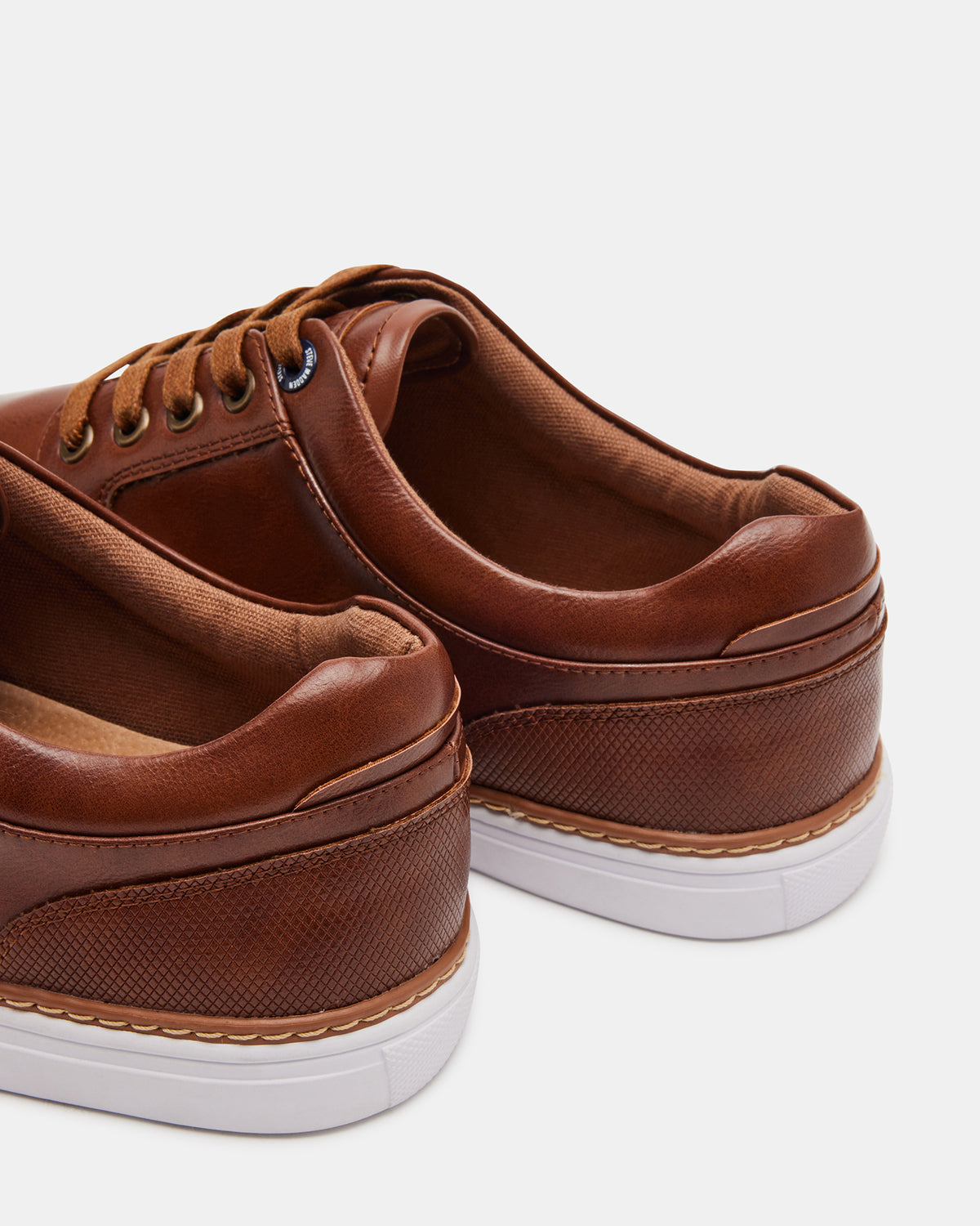 GUSS Tan Low-Top Men's Casual Shoe | Steve Madden