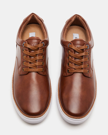 GUSS Tan Low-Top Men's Casual Shoe | Steve Madden