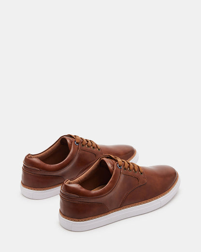 GUSS Tan Low-Top Men's Casual Shoe | Steve Madden