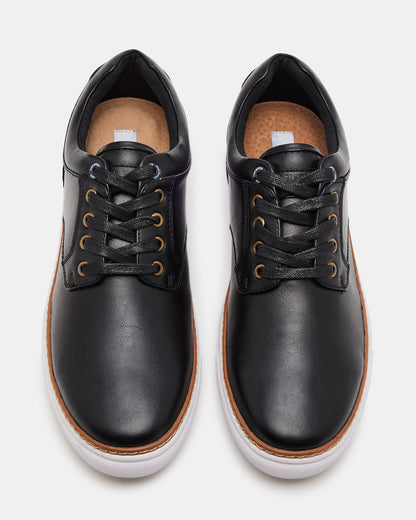 GUSS Black Low-Top Men's Casual Shoe | Steve Madden