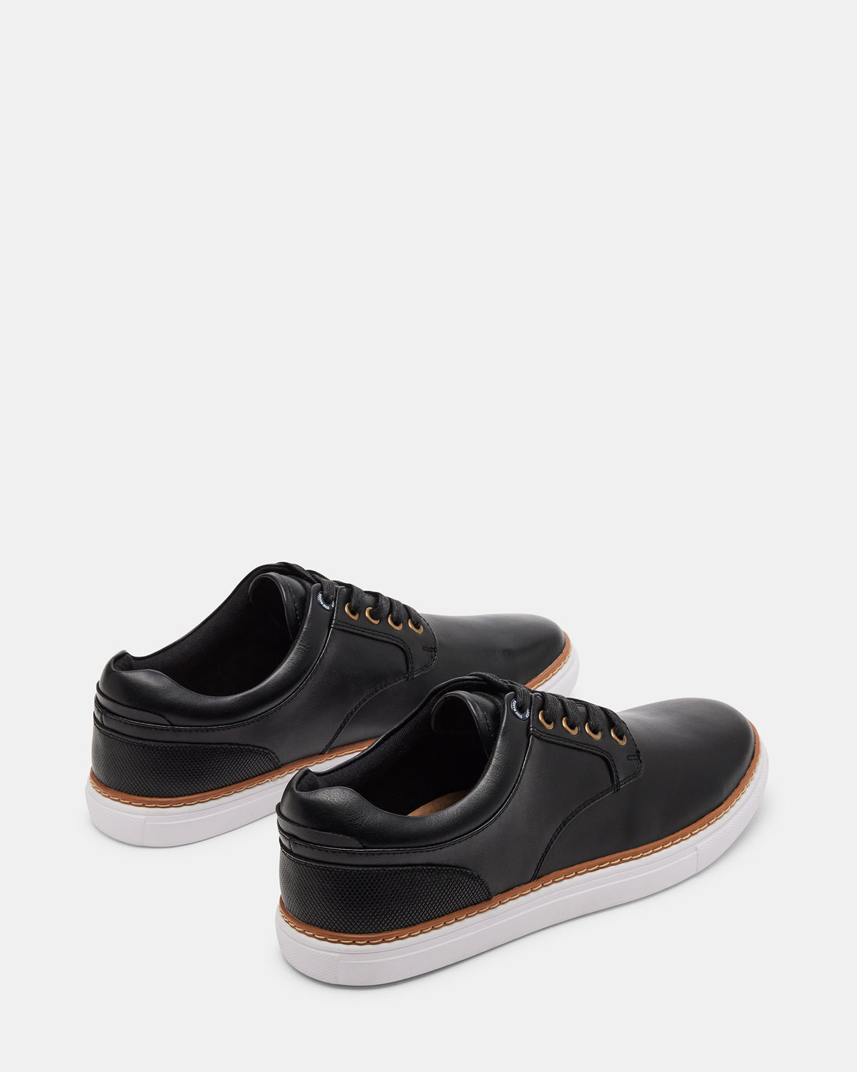GUSS Black Low-Top Men's Casual Shoe | Steve Madden