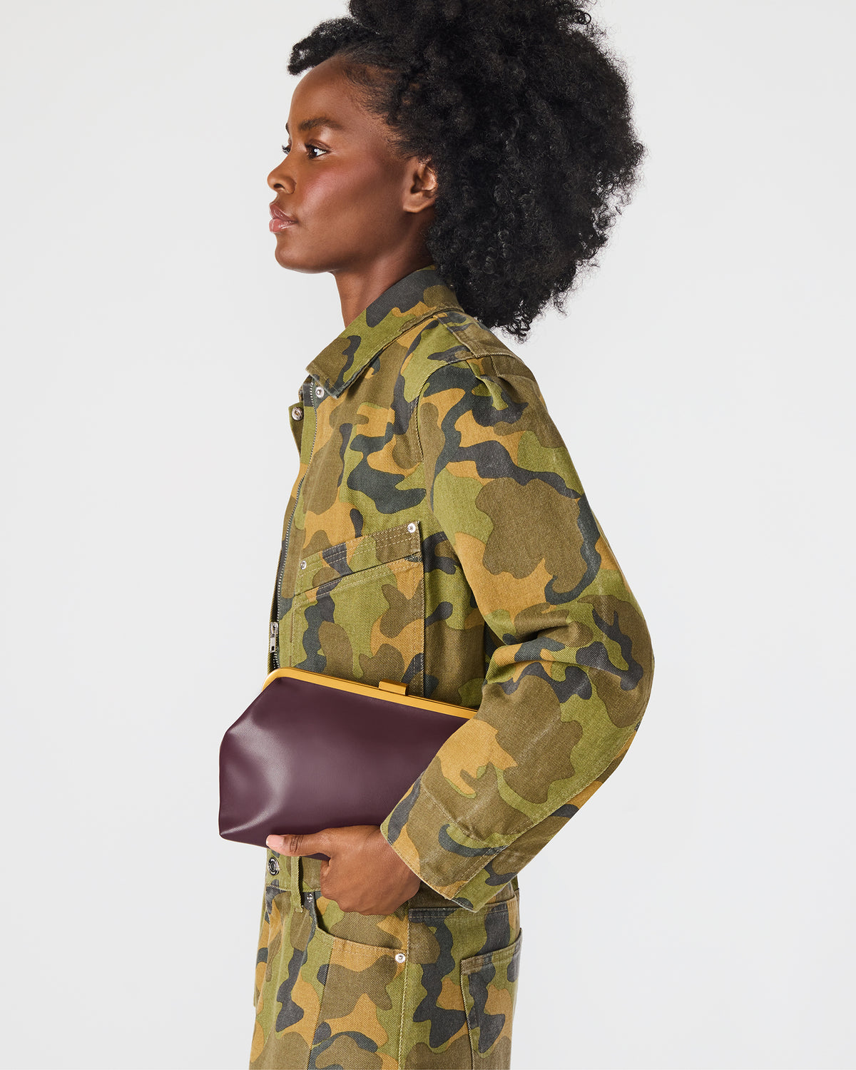 KISSES Bag Wine Chain Strap Crossbody Clutch Handbag | Steve Madden