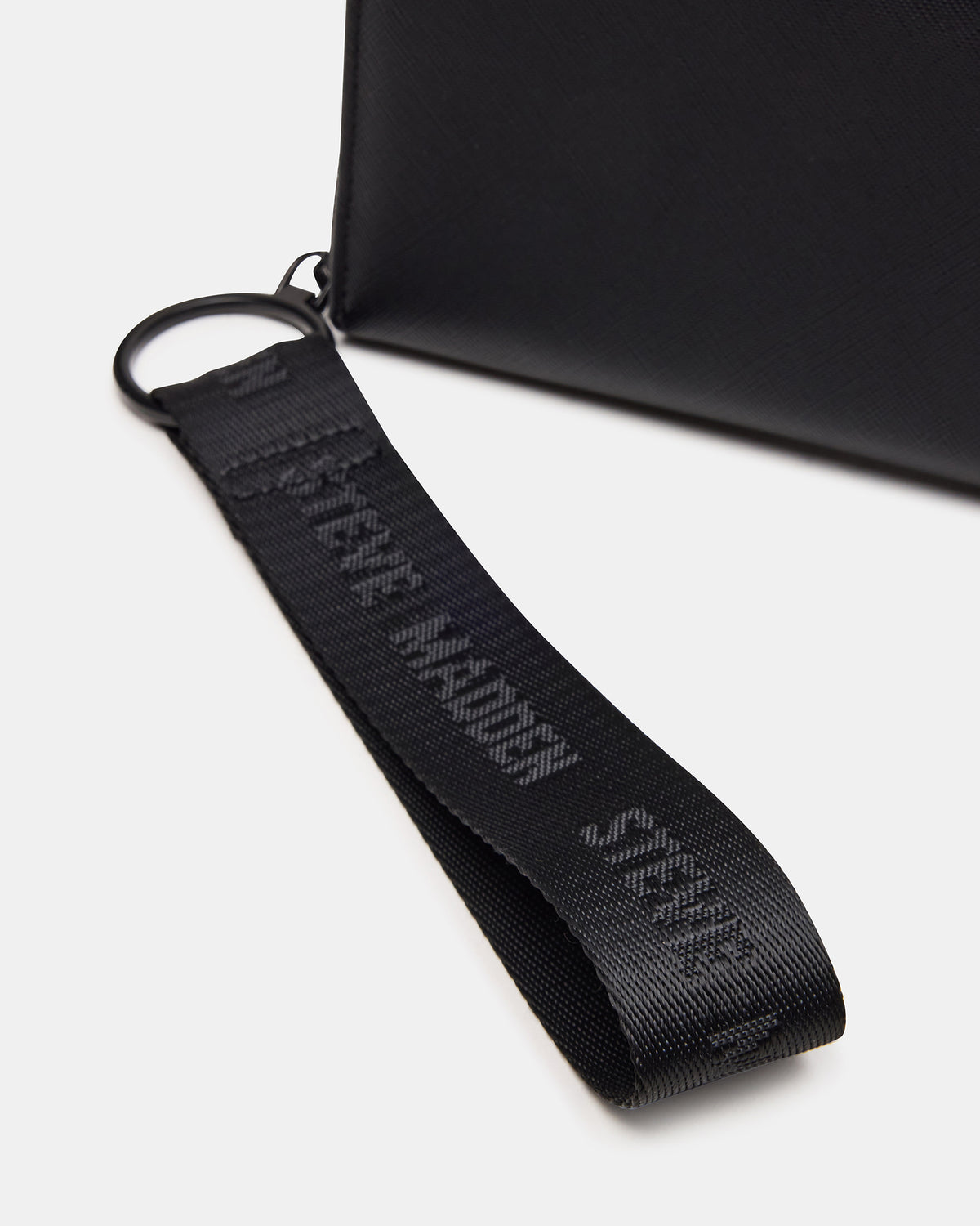 ZIP Wallet Black Zipper Cloure Wristlet Wallet | Steve Madden