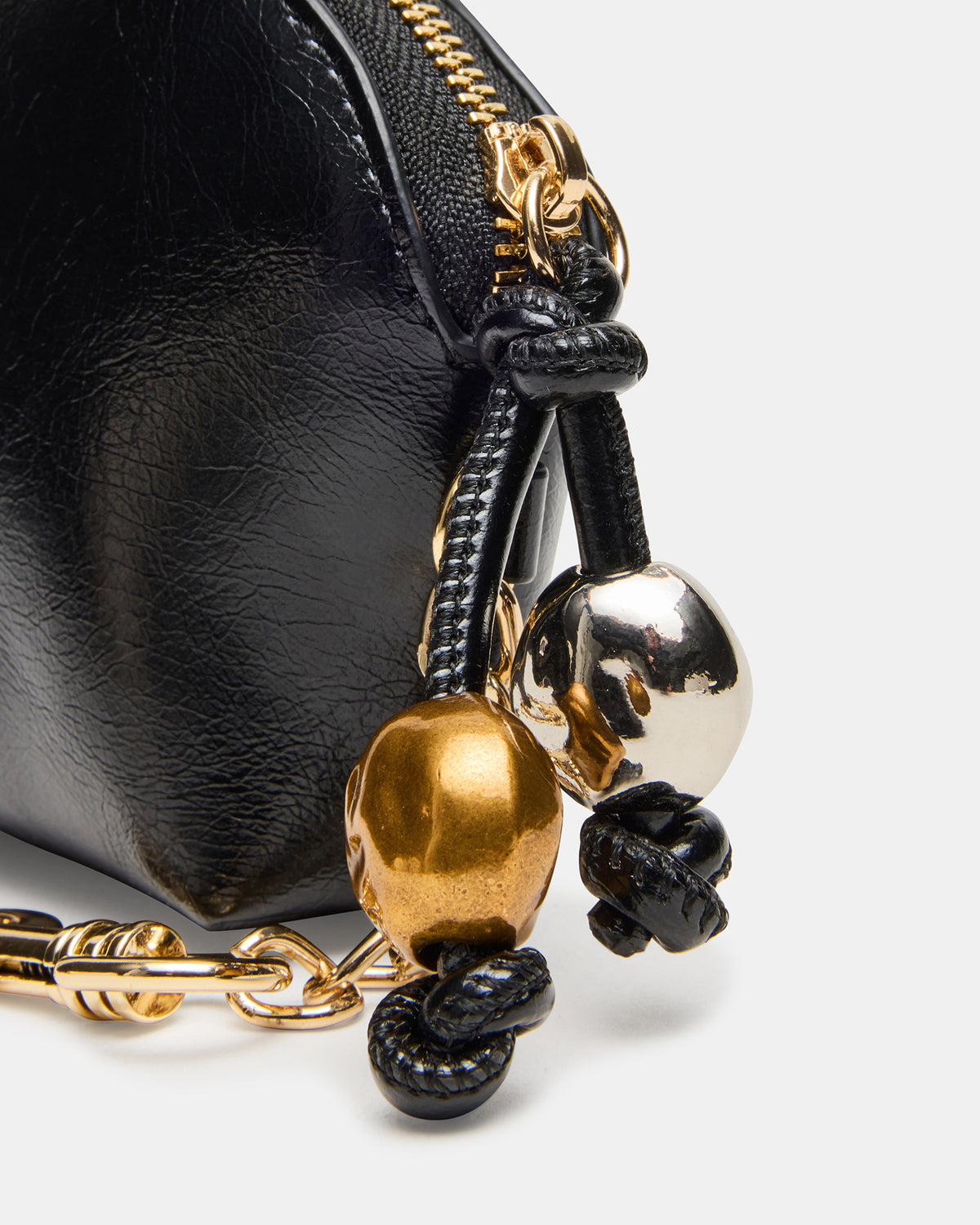 CASSIDI Wallet Black Dome-Shaped Card Holder | Steve Madden