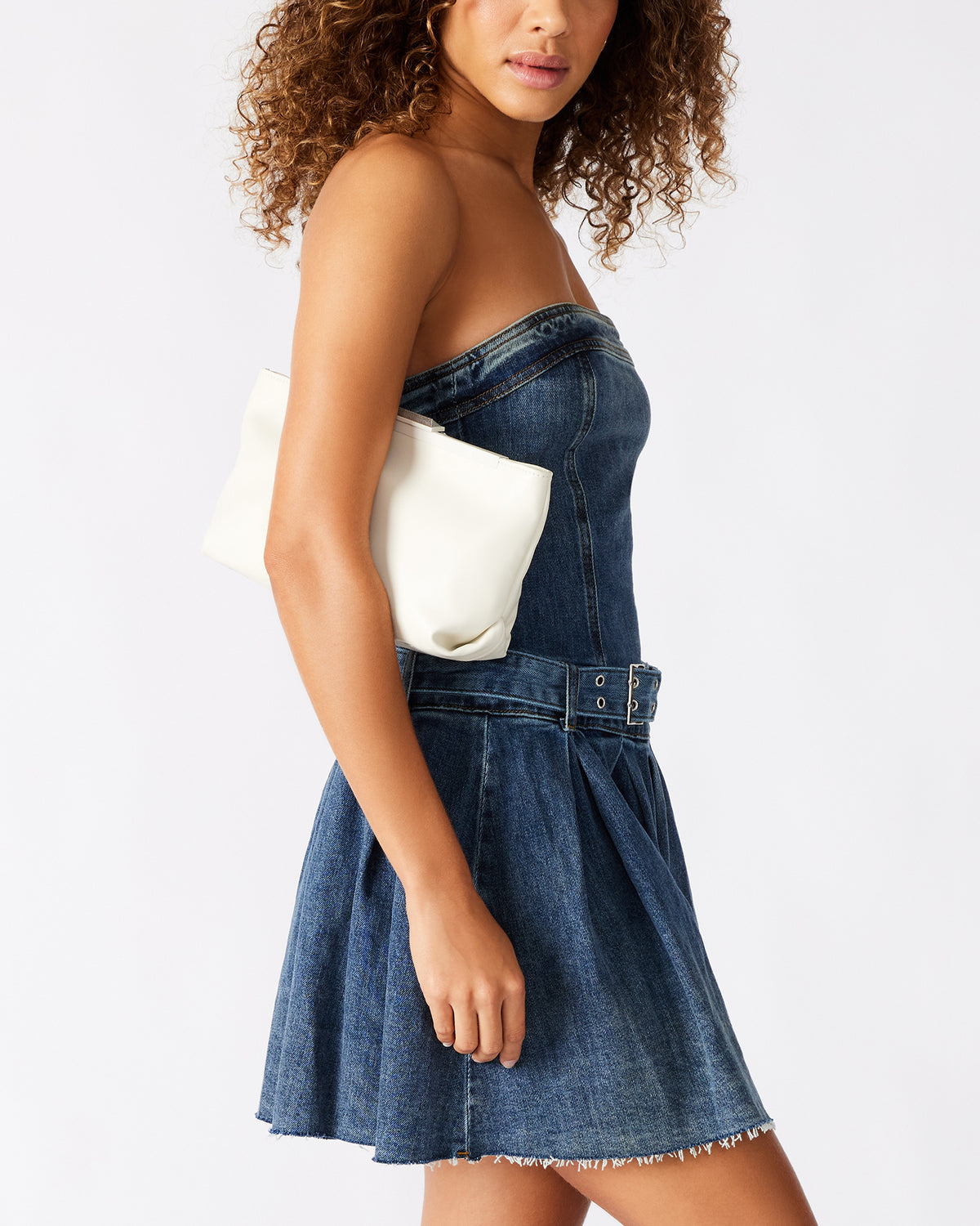 ANTONI Soft Oversized Clutch Bag Off-White | Women's Handbags | Steve Madden