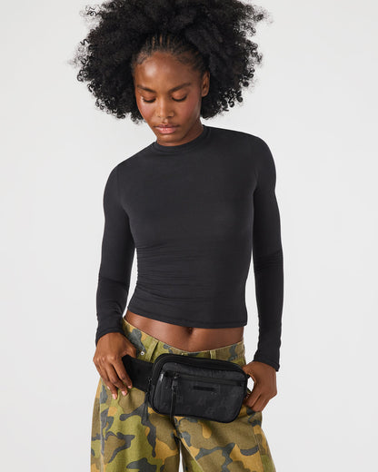 LIND Black/Black Women's Adjustable Belt Handbag | Steve Madden