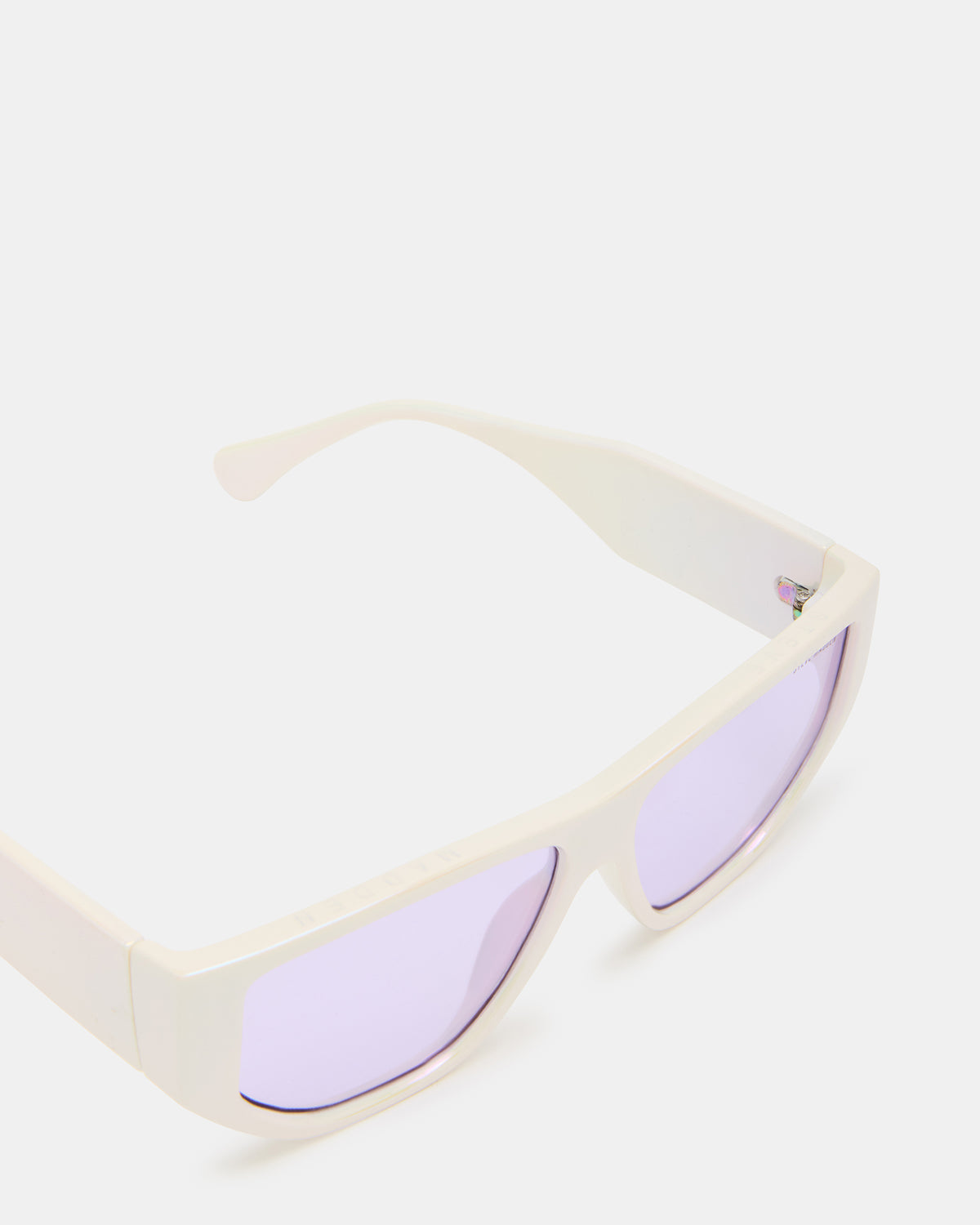 NICKO Off-White Iridescent Opaque Sunglasses | Steve Madden
