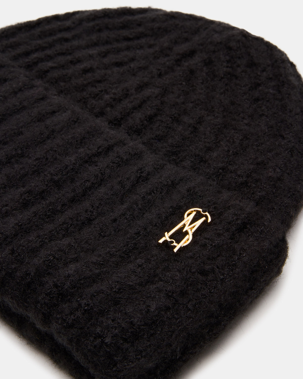 LOGO BEANIE Black Fuzzy RIbbed Knit Women's Beanie | Steve Madden