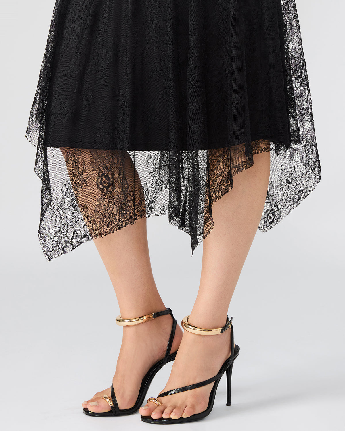SILAS Black Long-Sleeved Mesh Lace Overylay Flowy Women's Dress | Steve Madden