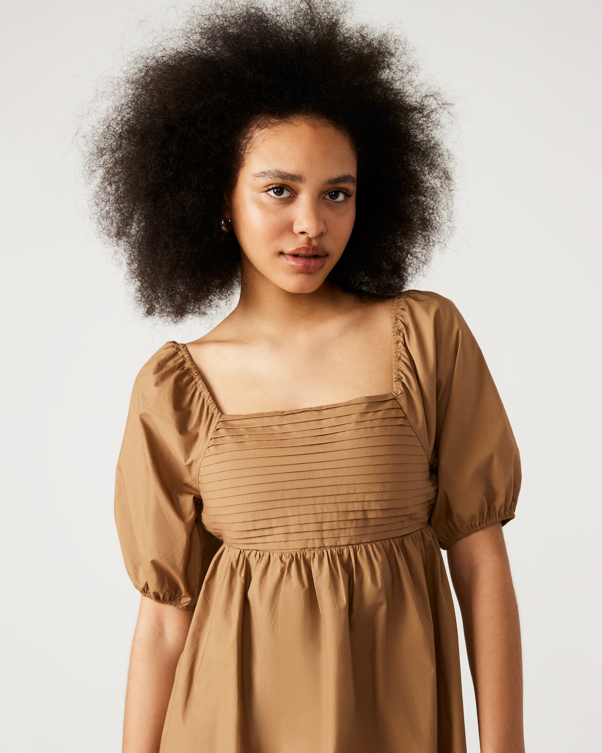 INARA Dress Beige | Women's Puff Sleeve Mini Dress | Steve Madden