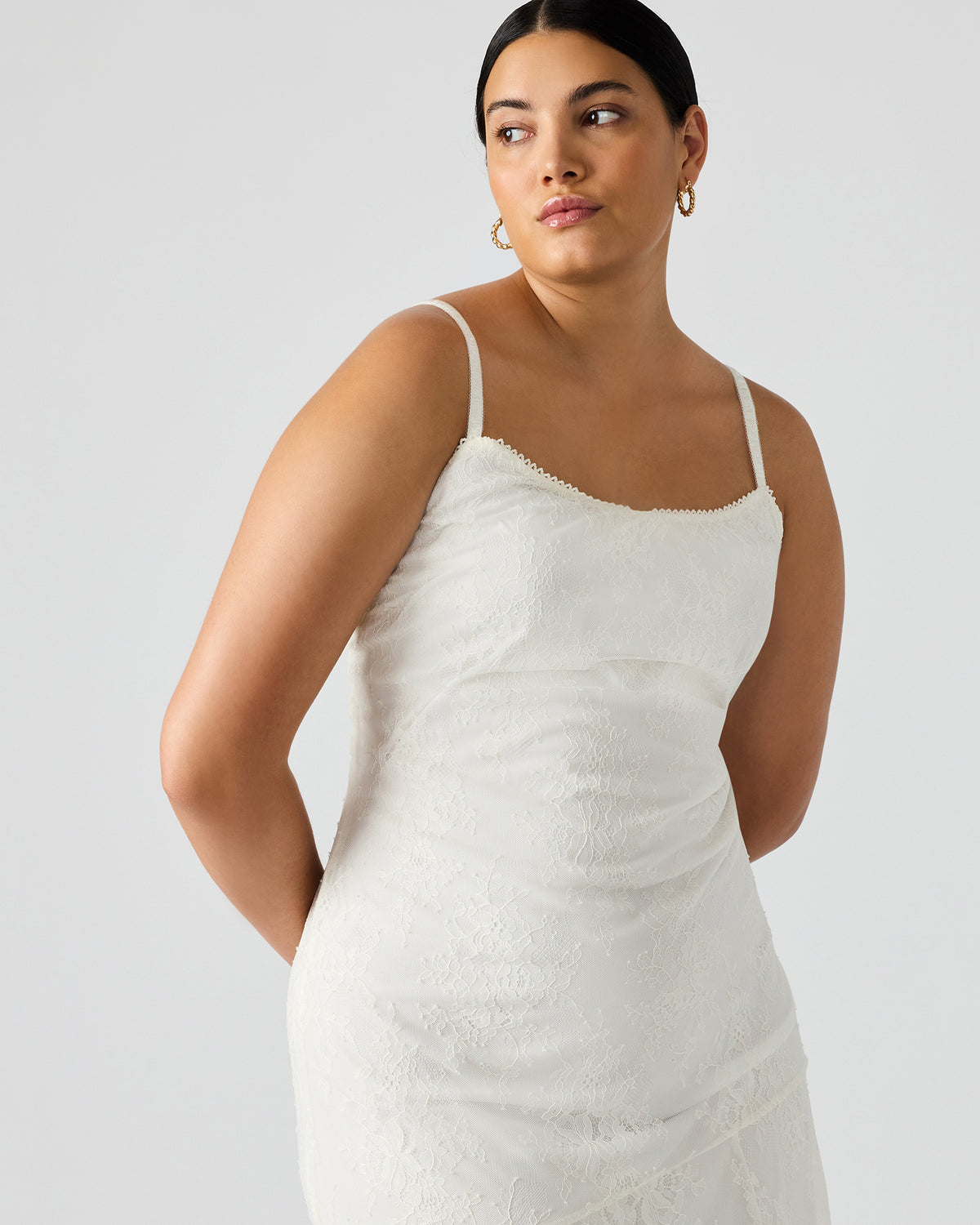 VEERA White Maxi Lace Flowy Women's Dress | Steve Madden