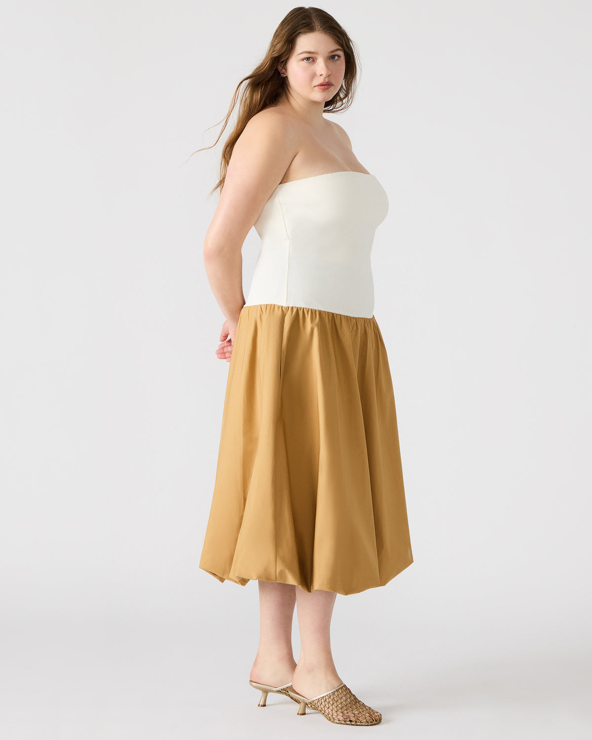 OLIVER Taupe Women's Strapless Midi Bubble Dress | Steve Madden