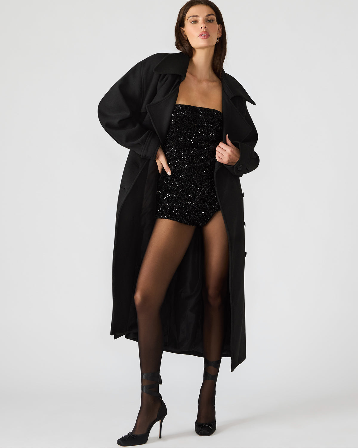 ENORA Black Long-Sleeved Button-Up Collared Women's Trench Coat | Steve Madden