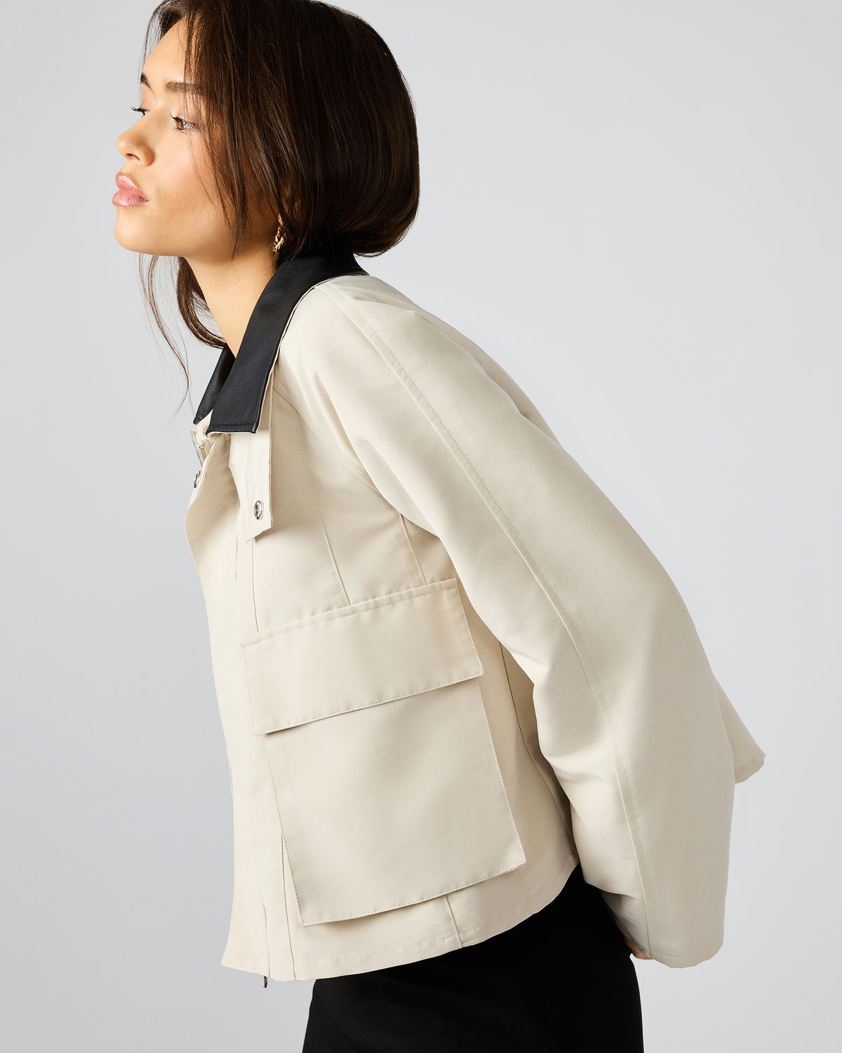 JUSTINA Barn Oatmeal Long-Sleeved Button-Up Women's Jacket | Steve Madden
