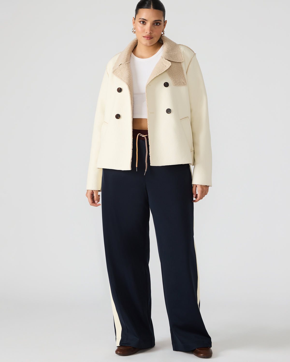LIV Cream Button-Up Long-Sleeved Collared Women's Coat | Steve Madden