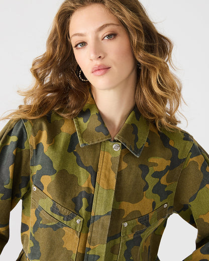 SLOAN Camouflage Long-Sleeved Zip-Up Women's Jacket | Steve Madden