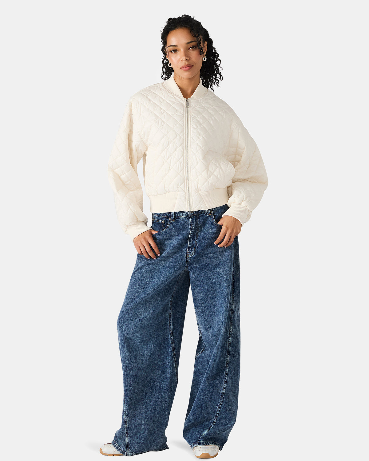 DARLA Ivory Long-Sleeved Zip-Up Quilted Women's Jacket | Steve Madden