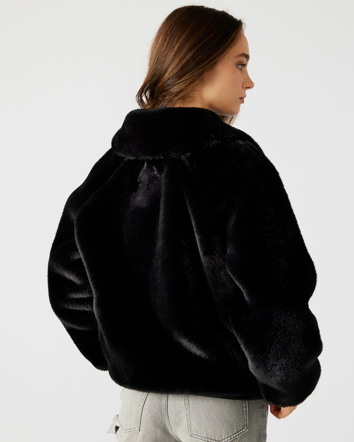 ZEPHRINE Jacket Black | Women's Long-Sleeved Furry Jacket | Steve Madden