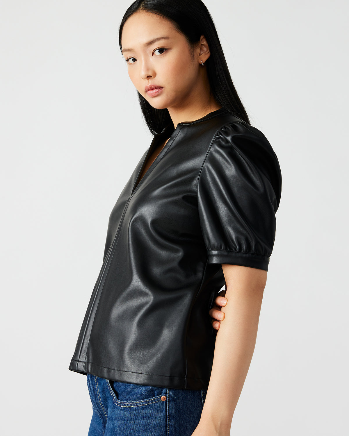 JANE Black Women's Short-Sleeved Suede Top | Steve Madden