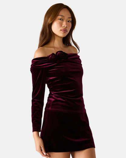 LICI Wine Long-Sleeved Velvet Rose Off-The-Shoulder Women's Top | Steve Madden