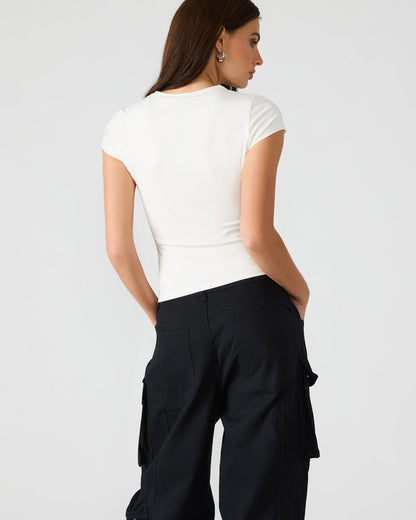 GOLDIE Antique Short-Sleeved Graphic Tee Form-Fitting Women's Top | Steve Madden