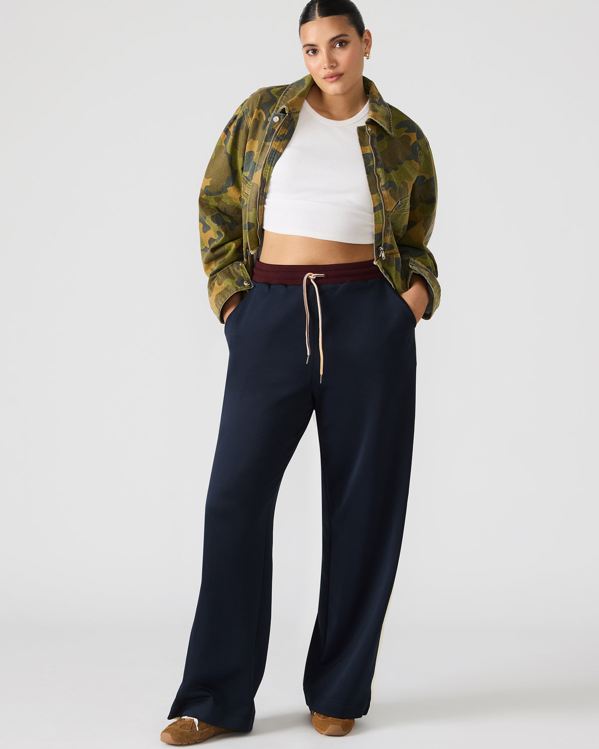 DAISY Midnight Athletic Tie-Front Matching Set Women's Pants | Steve Madden