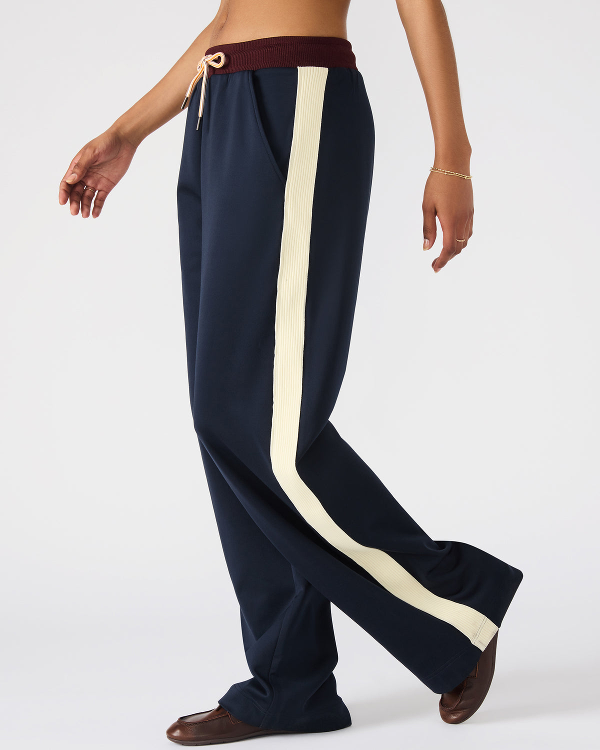 DAISY Midnight Athletic Tie-Front Matching Set Women's Pants | Steve Madden