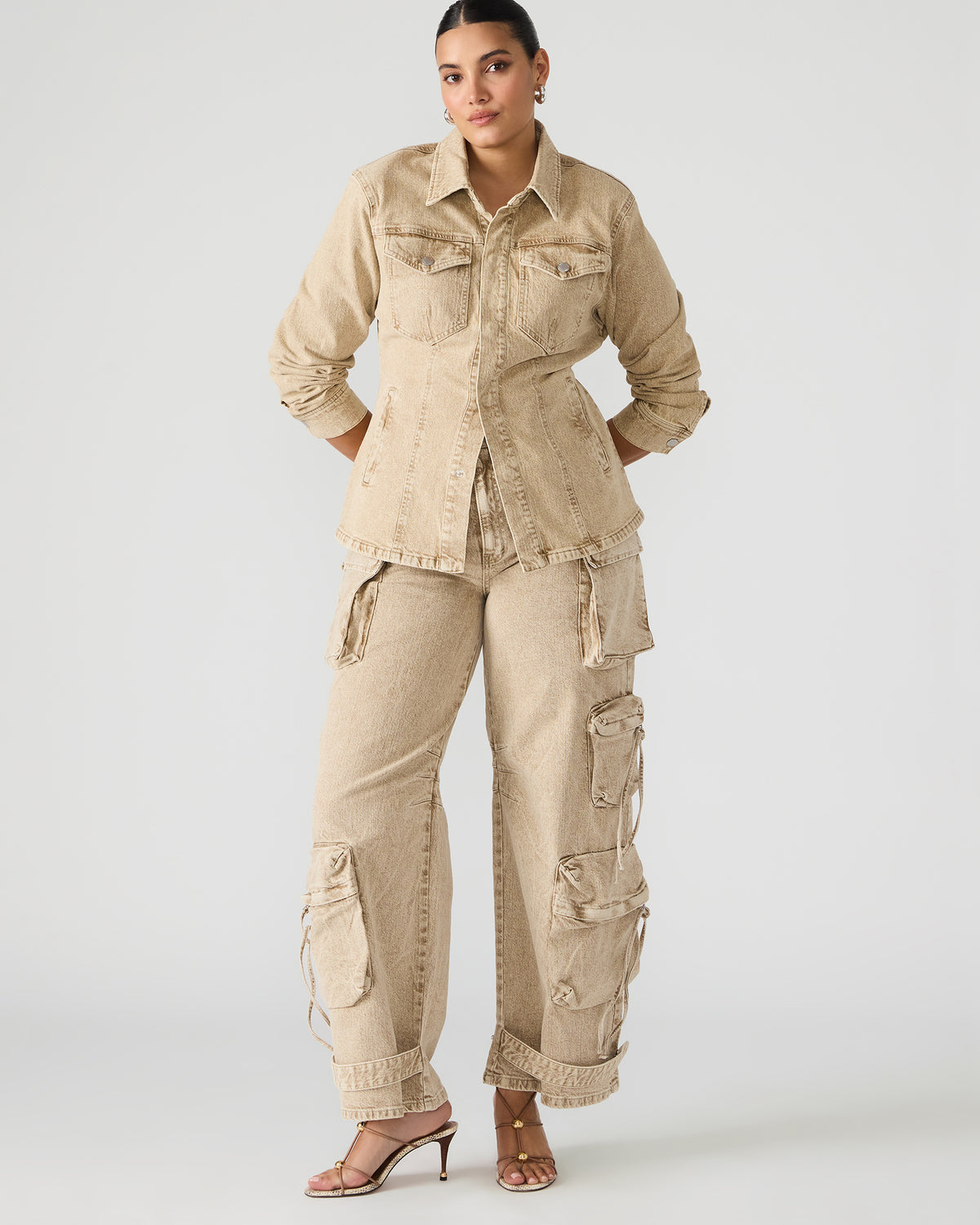 DUO Cafe Au Lait Women's Utility Cargo Pants | Steve Madden