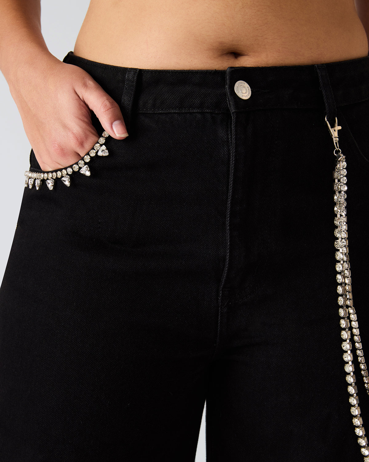 SWIFT Black Wide-Leg Denim Chain Women's Jean | Steve Madden