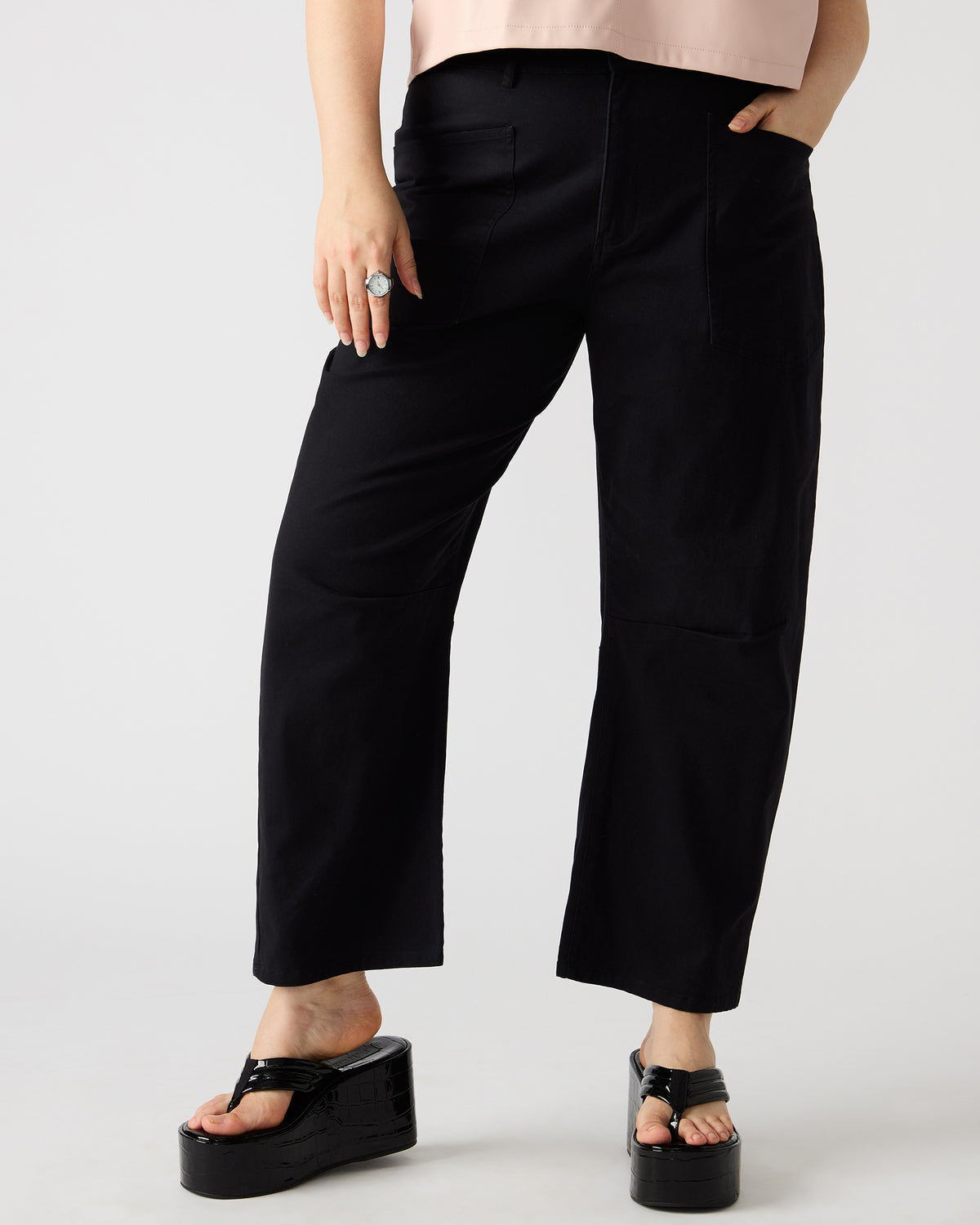 HANIEL Black Women's Barrel Leg Pant | Steve Madden
