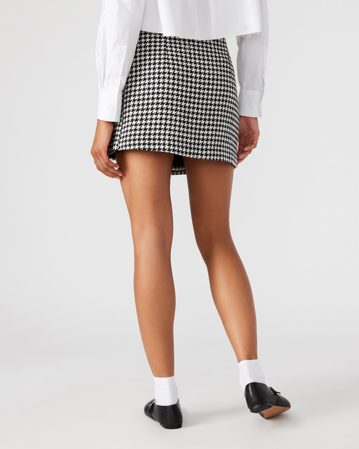 LEON Black/White Women's Wrap Mini Skirt | Steve Madden
