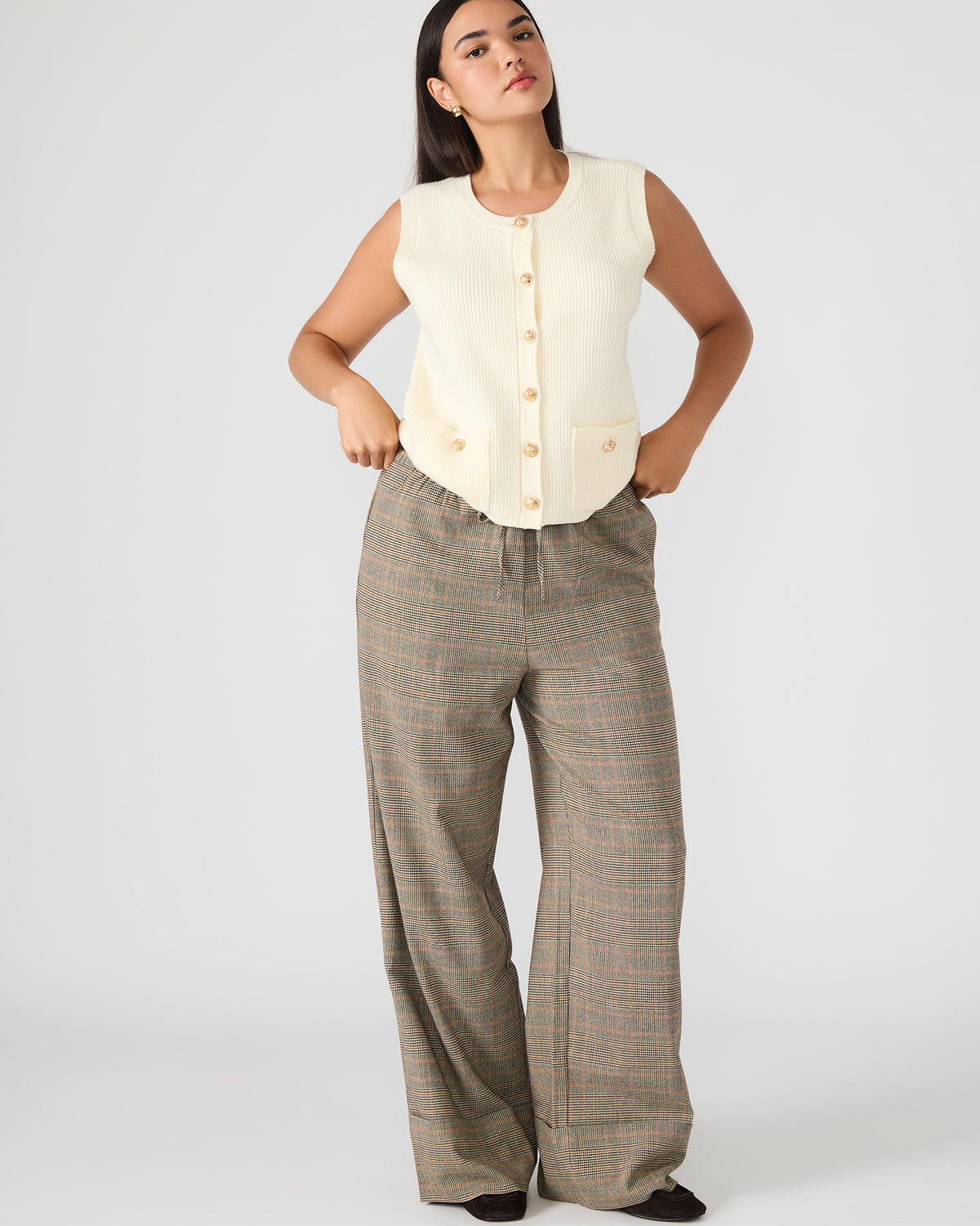 IDRA Brown Pull-On Tie-Front Cuffed Plaid Women's Pants | Steve Madden