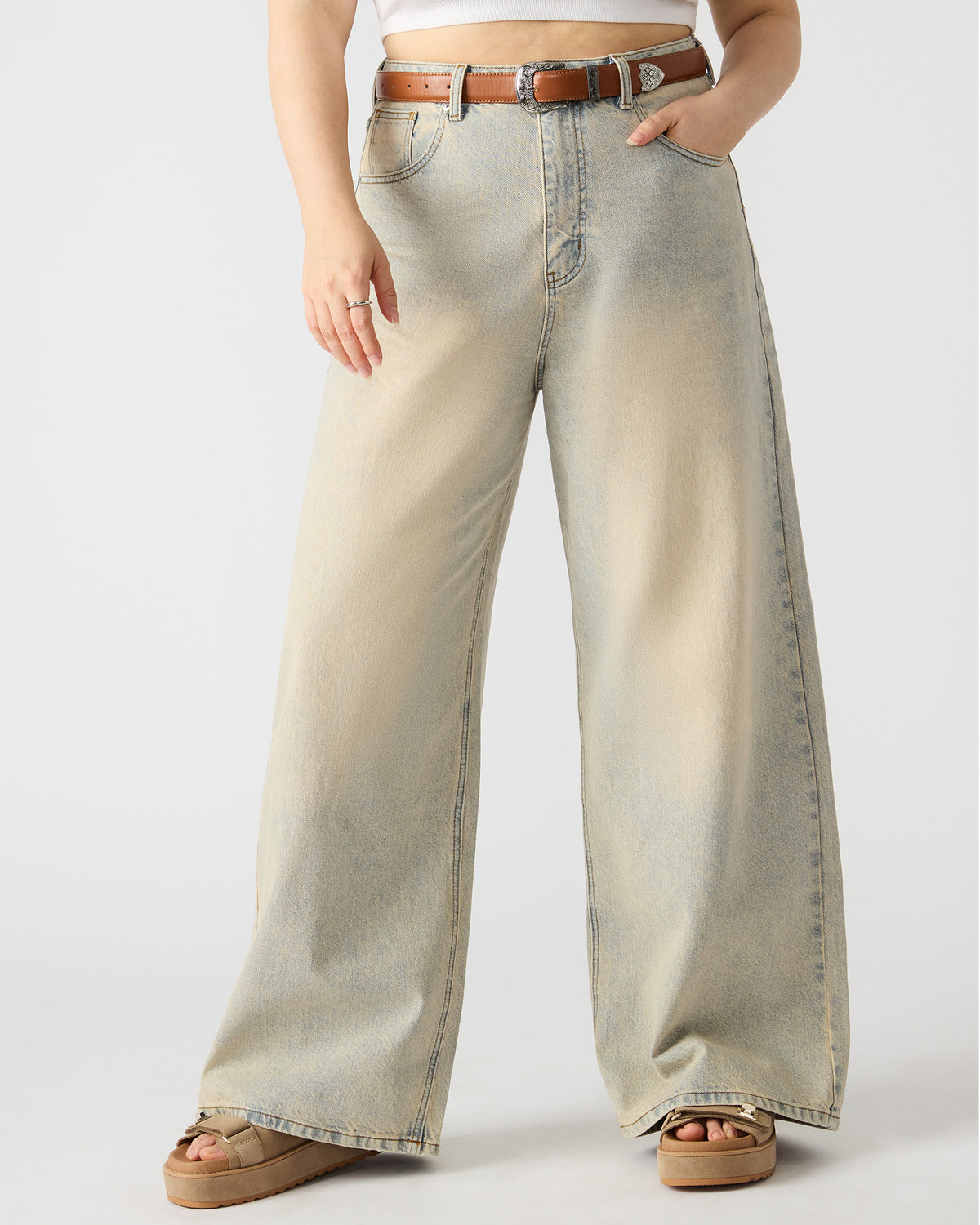 MAGNUS Women's Washed Denim Wide-Leg Jeans | Steve Madden