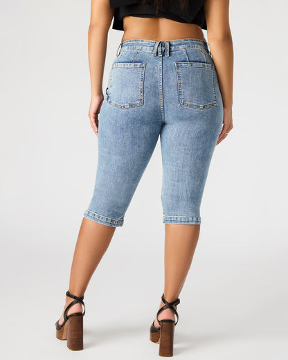 SKINNY DELRAY Denim Women's Fitted Capri Pants | Steve Madden
